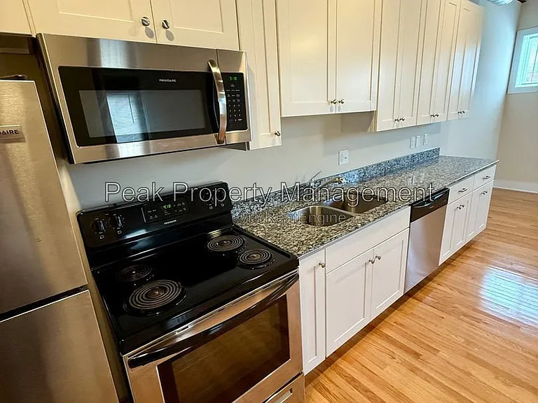 2709 W Broad St #3 — Photo 6