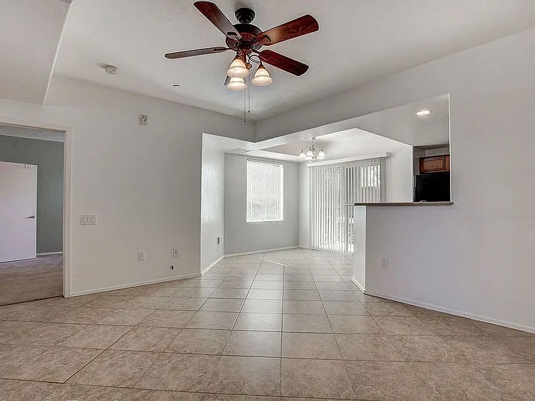 6868 Sky Pointe Dr #1030 — Photo 4