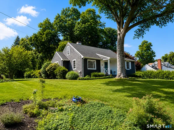 163 Fernwood Road, Trumbull, CT 06611