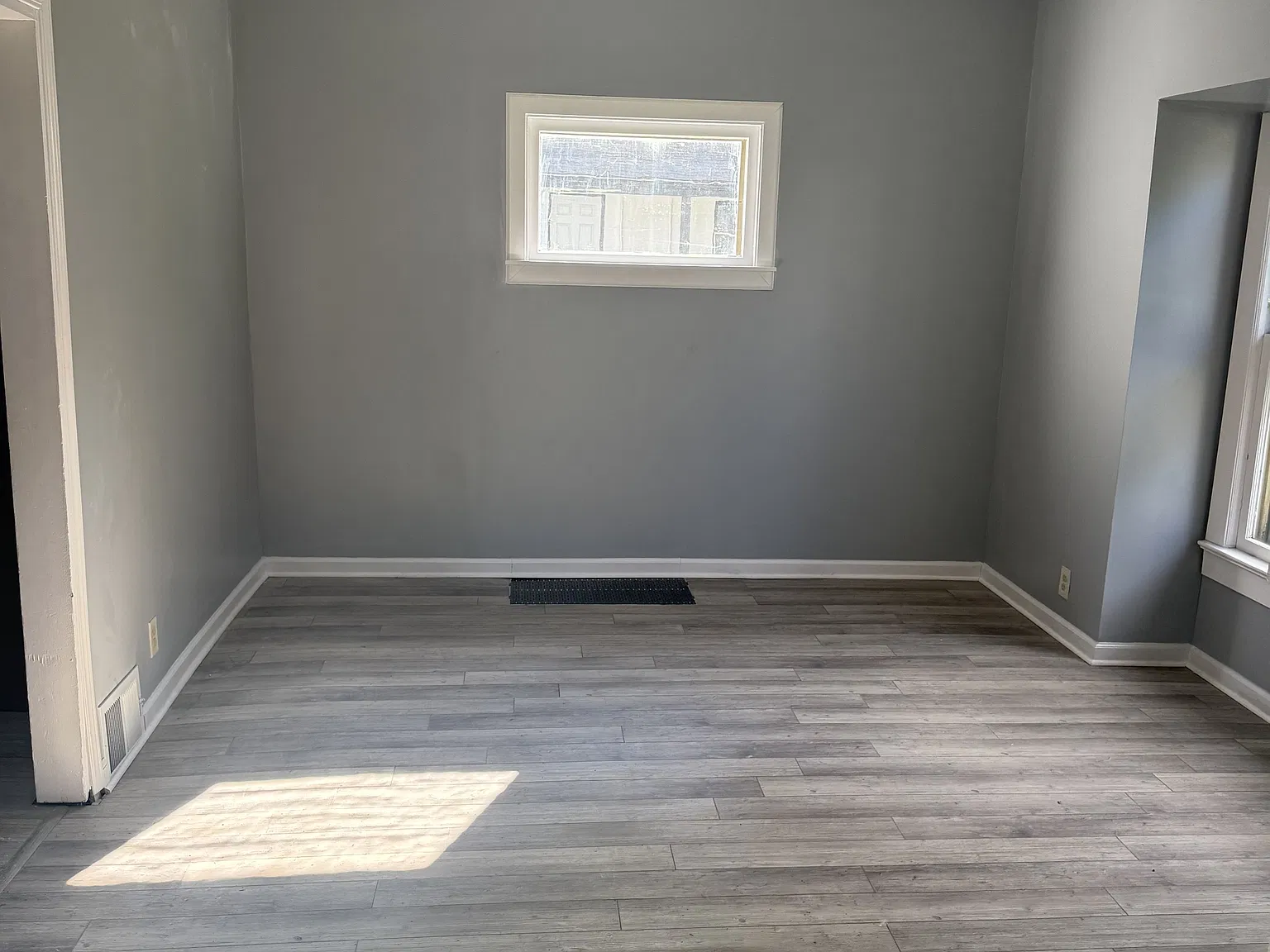 552 Forest Street Northeast - 1 — Photo 3