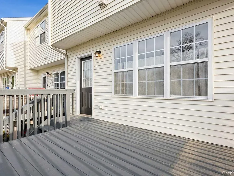 52 Schenck Ave — Photo 31