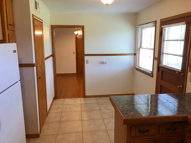 1113 Lincoln Dr — Photo 6