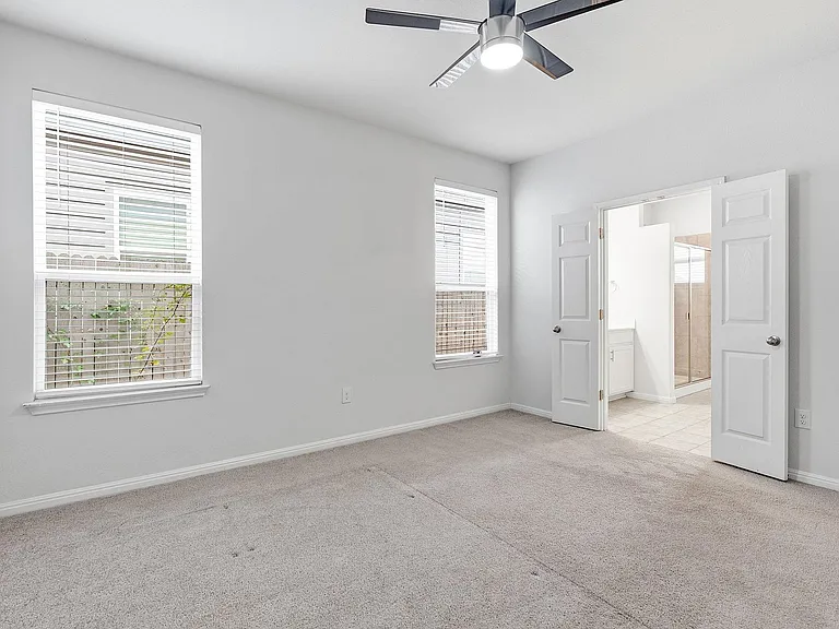 10221 Forest Grove Dr — Photo 18