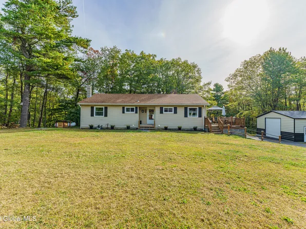 214 Blossom Hill Road, Ravena, NY 12143