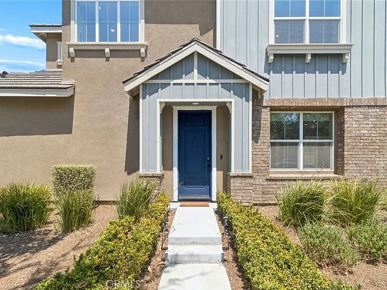2811 E Kendall Ln — Photo 6