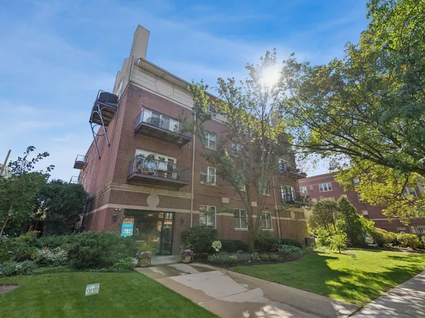 1319 Chicago Ave APT 305, Evanston, IL 60201