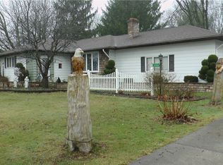 2703 Alexander Rd, Atwater, OH 44201