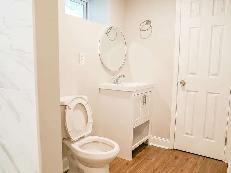 2205 Southern Ave — Photo 11
