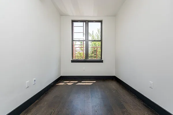 Rented by Rennit Inc. | media 12