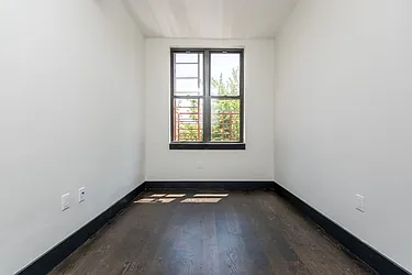 Rented by Rennit Inc.