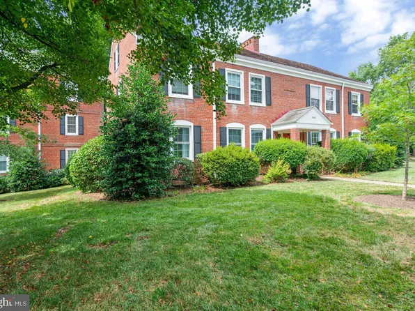 3000 S Columbus St APT A2, Arlington, VA 22206