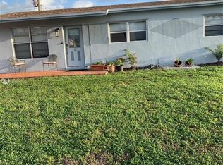 1261 NE 214th St, Miami, FL 33179