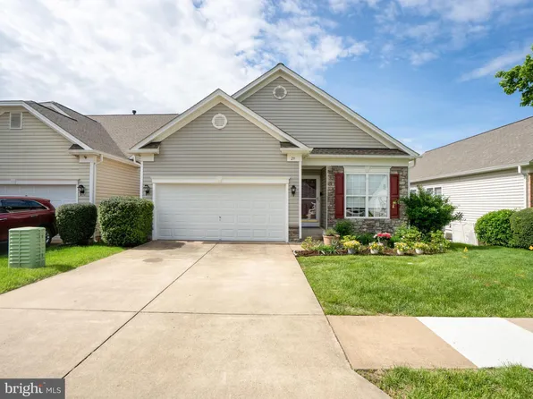 29 Norwood Ln, Fredericksburg, VA 22406