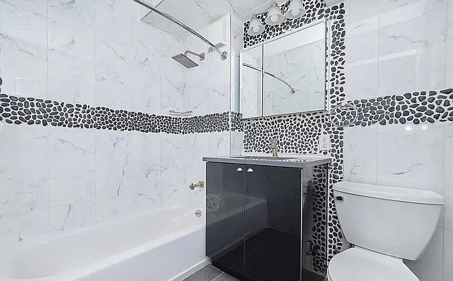 Rented by Masterkey Realty Group LLC | media 6