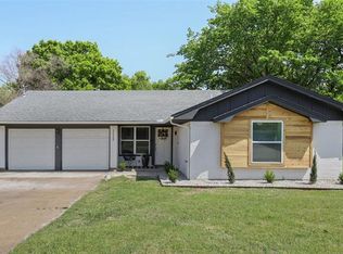 11127 Paddock Cir, Dallas, TX 75238