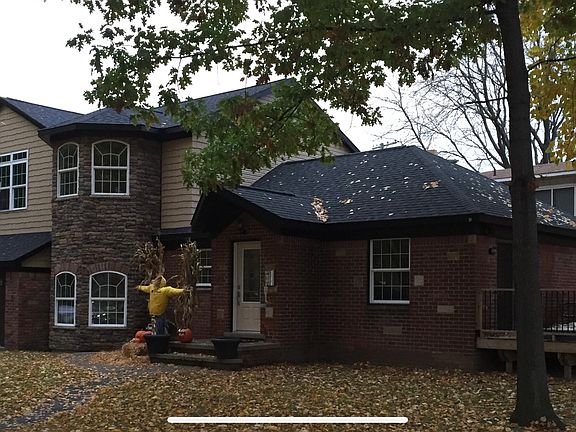 2nd image of 601 Parkland Blvd