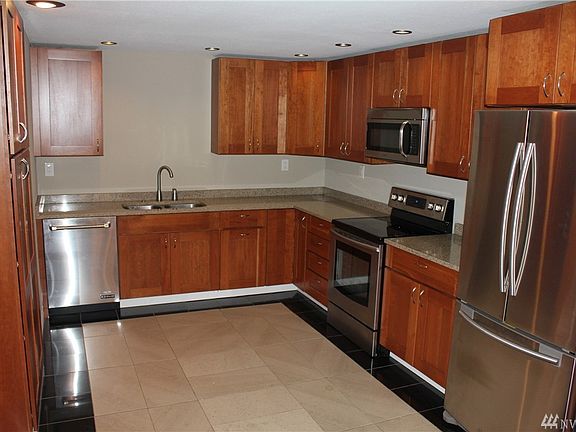 4th image of 18025 SE 315th St