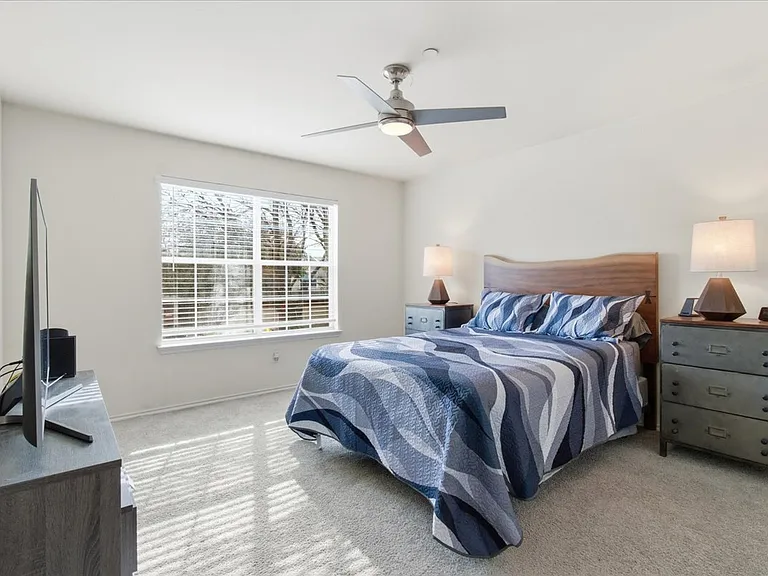 7237 Rembrandt Dr — Photo 11