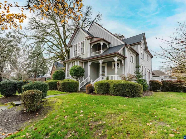 1395 High St SE, Salem, OR 97302