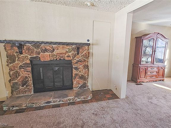 2nd image of 13885 Beard Rd