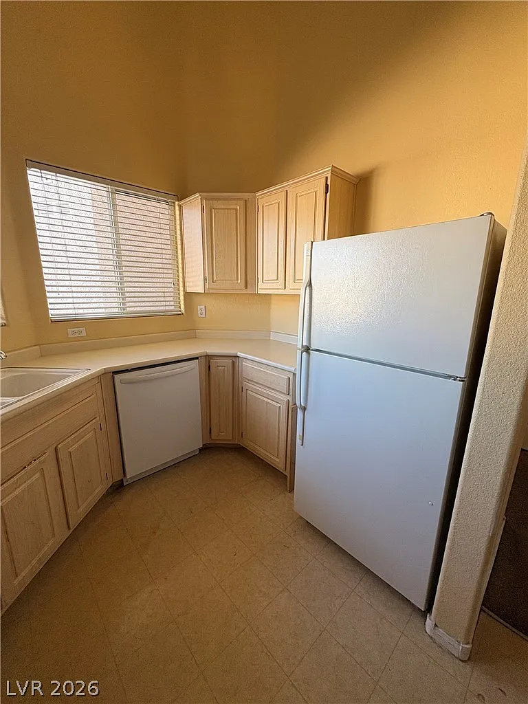 2 bed, 2.0 bath, 1013 sqft, $1,725 — Photo 4