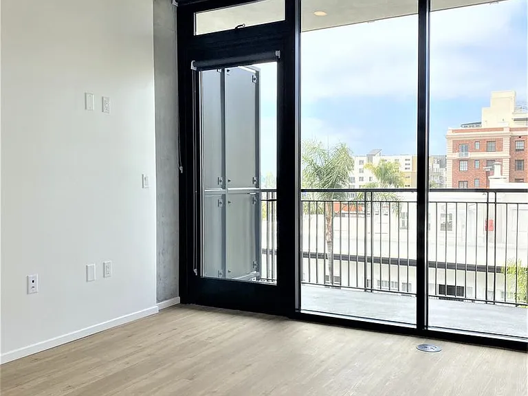 Secoya Apartments — Photo 48