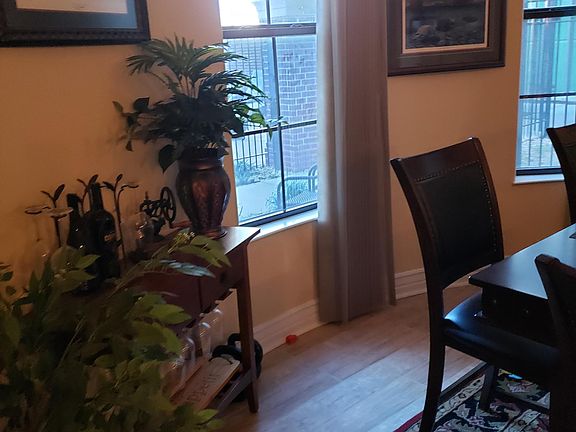 4th image of 215 N Center St APT 111