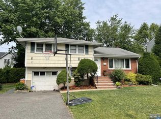34 Clark St, Dumont, NJ 07628
