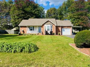 502 E Longview Dr, Portland, TN 37148