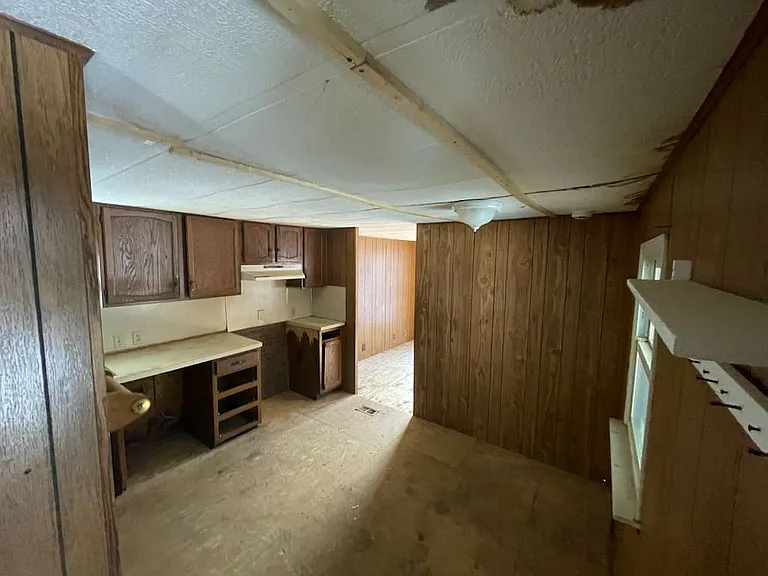 1806 E Webster Rd #213 — Photo 5