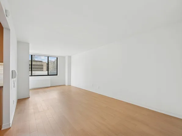 1 Columbus Place image 1 of 29