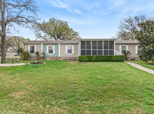 10165 Northlake Cir, Kemp, TX 75143