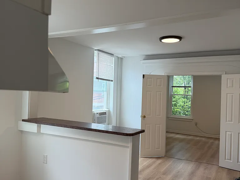 613 S 8th St #2 — Photo 6