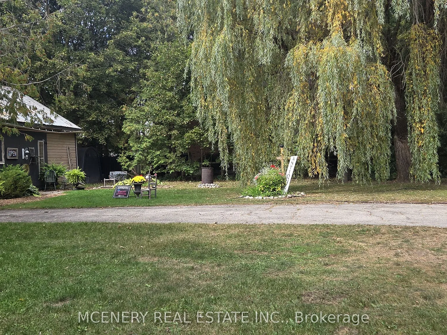 2 bed, $2,300 — Photo 3