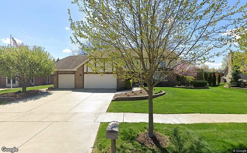 1st image of 115 Lakeland Dr