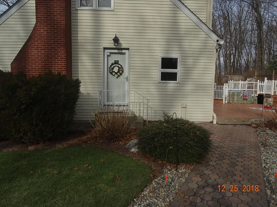 Private Side Entrance and Sidewalk