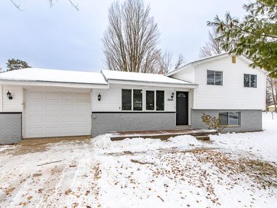 6445 Pontiac Lake Rd, Waterford, MI, 48327