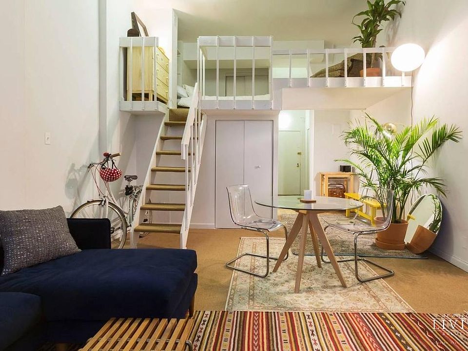 2nd image of 33 Gold St APT 412