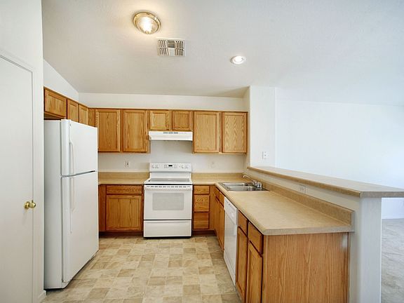 3rd image of 6441 N 72nd Dr