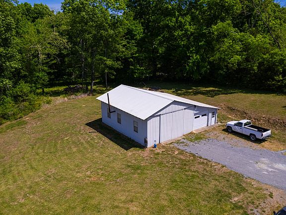 3rd image of 507 New Center Church Rd