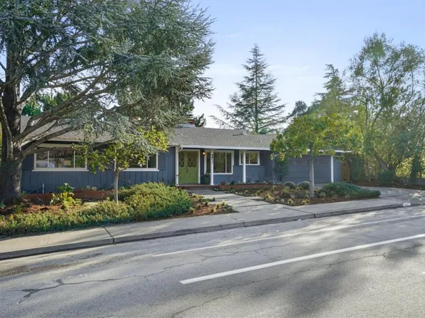 3811 Farm Hill Blvd, Redwood City, CA 94061