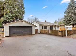 8635 NE Skidmore St, Portland, OR 97220