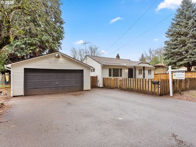 8635 NE Skidmore St, Portland, OR, 97220