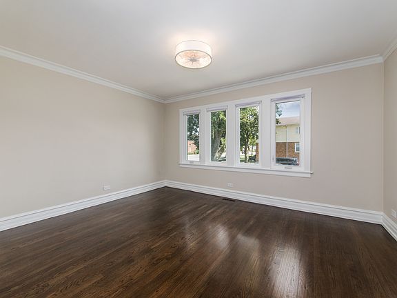 4th image of 7154 N Odell Ave