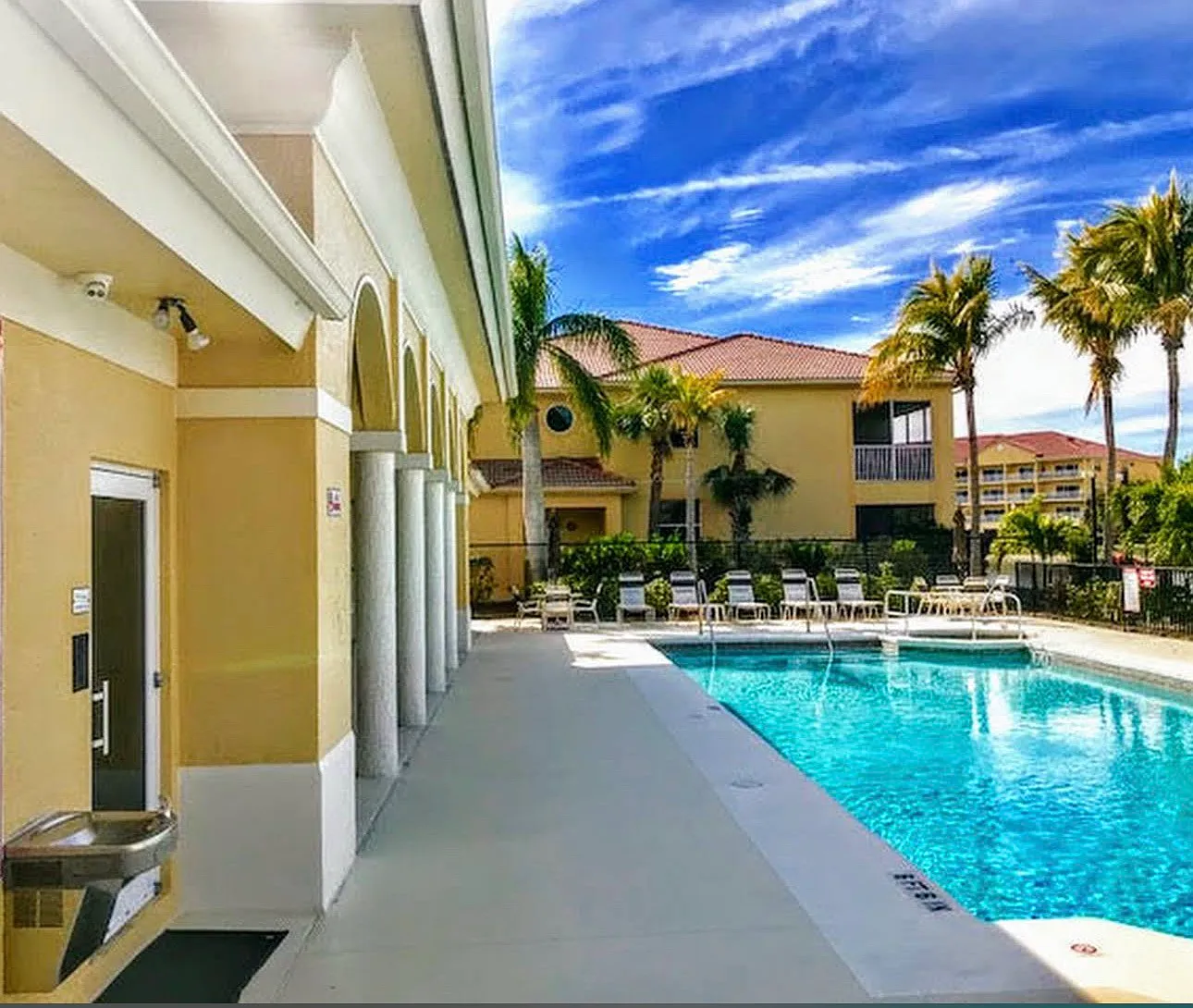 Bellasol Cir, Fort Myers — Photo 1