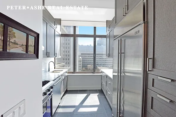 Rented by Peter Ashe | media 22