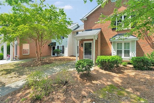 1st image of 9468 S Vicksburg Park Ct