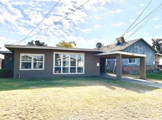 1227 N Brown St, Hanford, CA 93230