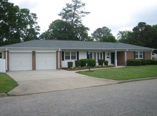 3700 Pine Grove Ln, Virginia Beach, VA 23452