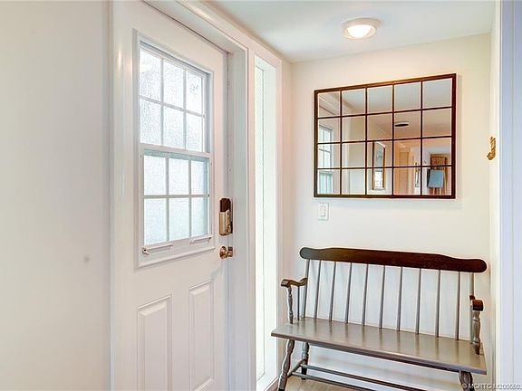 5th image of 5553 NE Gulfstream Way
